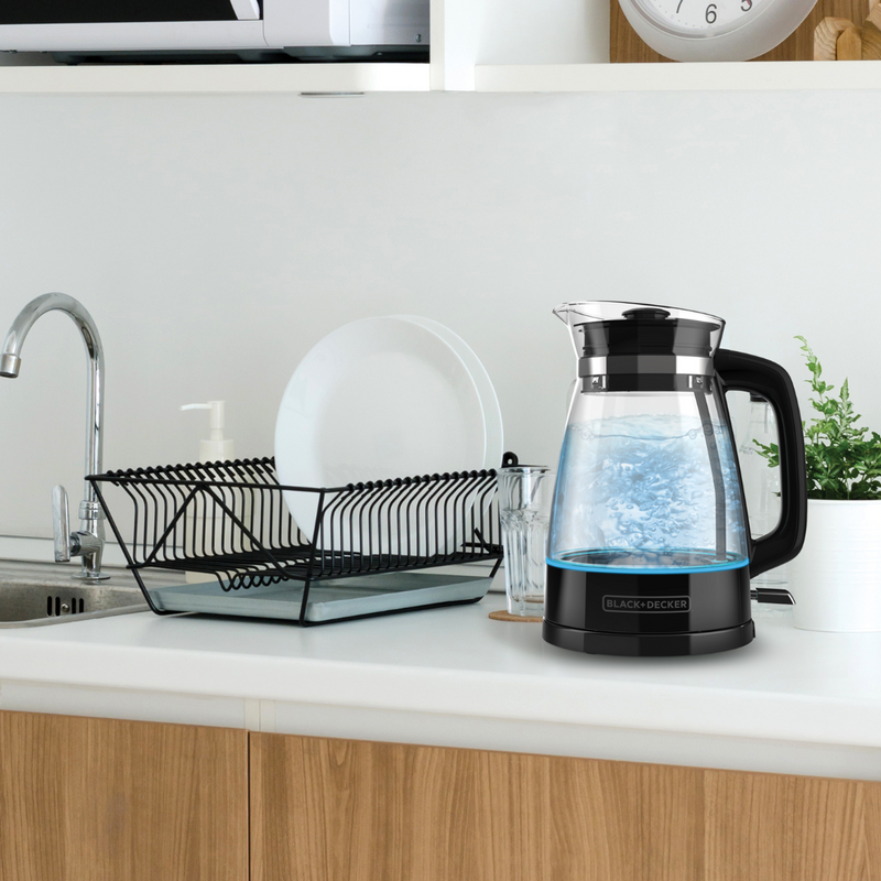 Hervidor de agua artesanal Black + Decker 1.7L KE7000BLA
