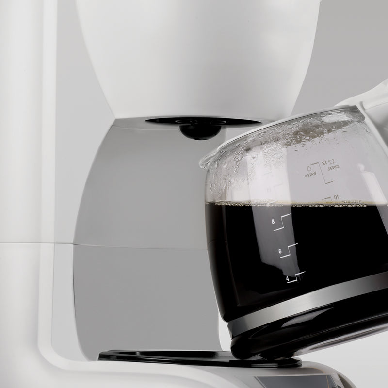 Coffee Maker Black & Decker 12 tazas blanco CM0941W